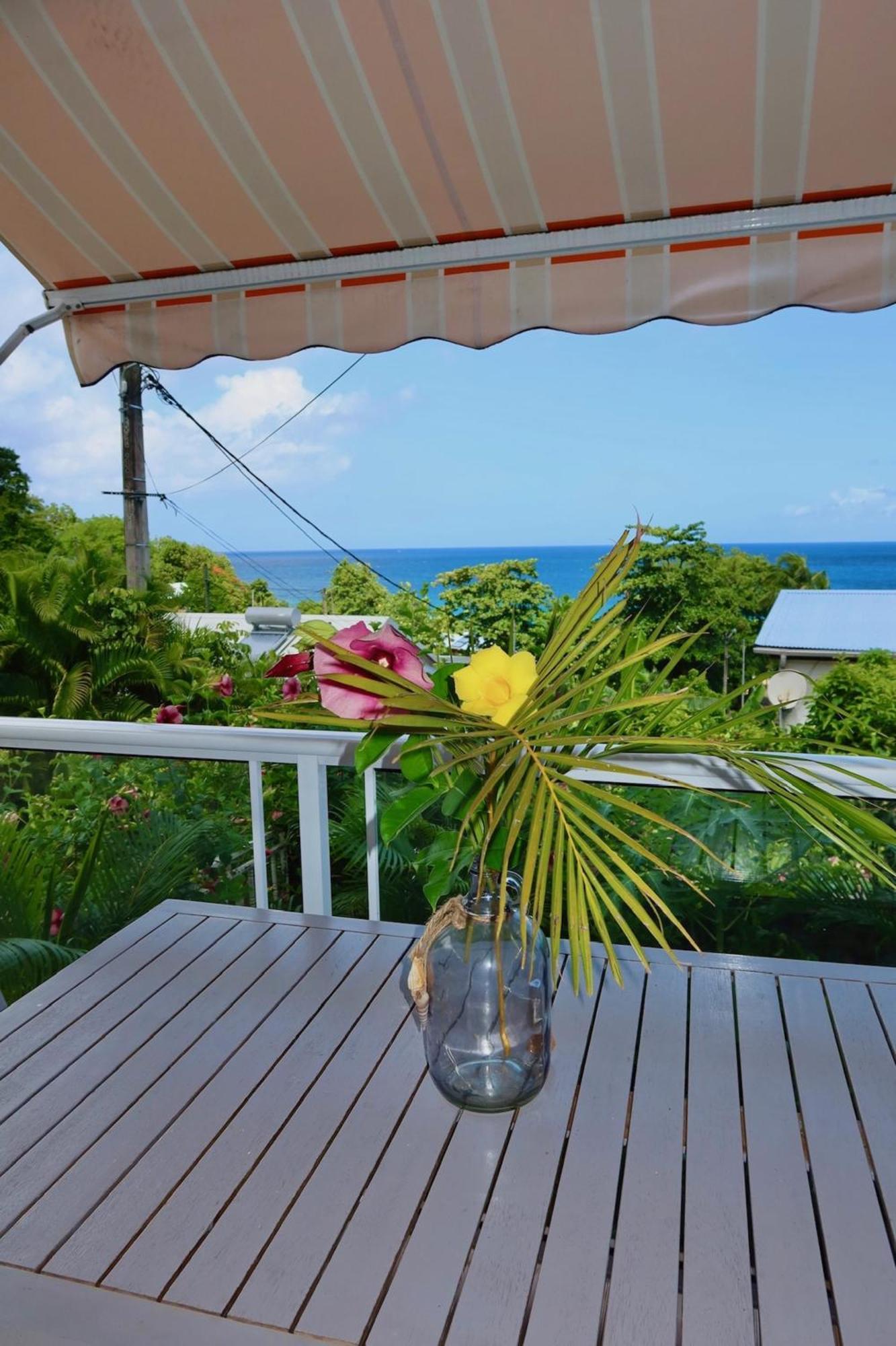 Villa Sunrise Deshaies Exterior photo