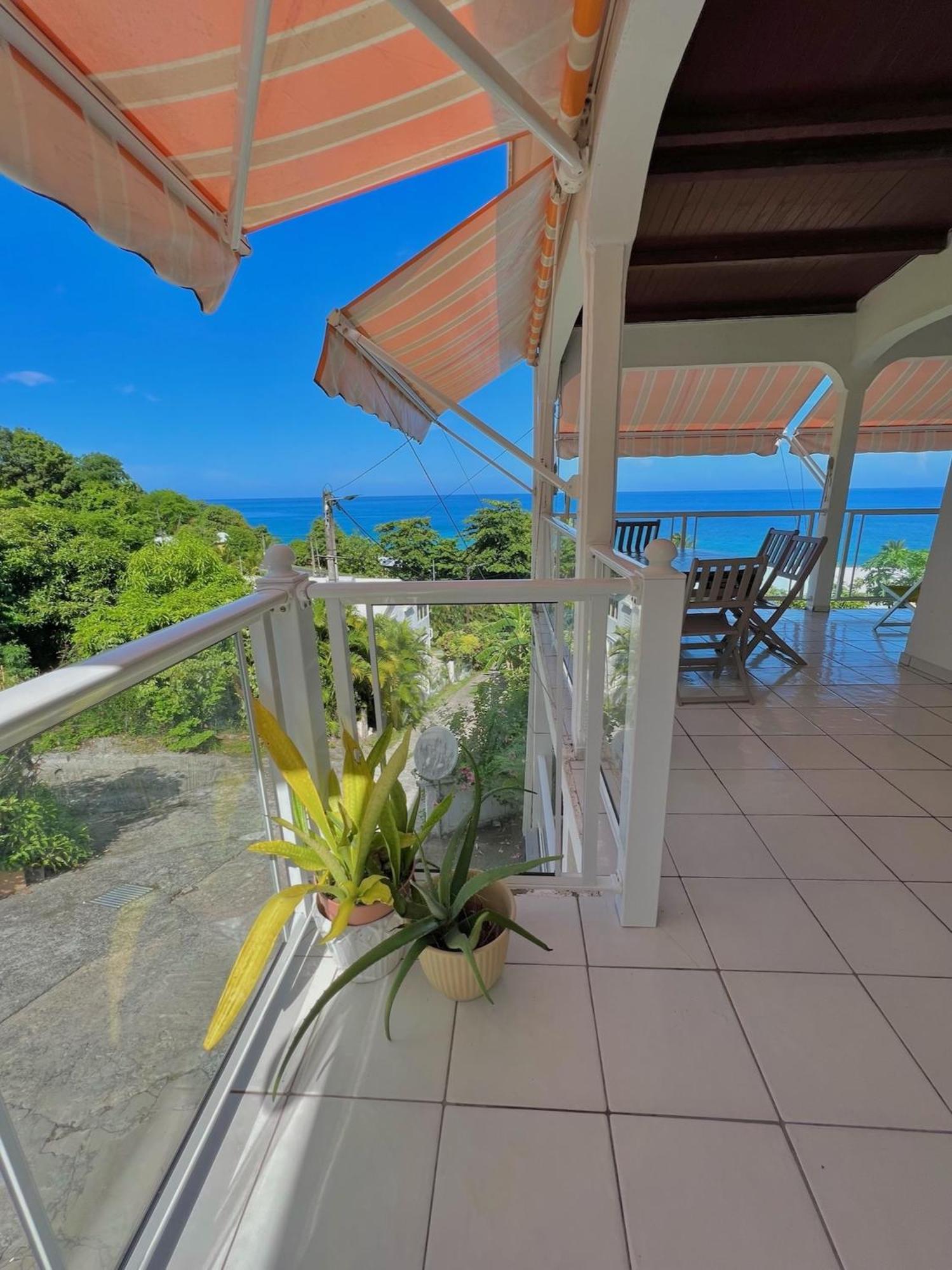 Villa Sunrise Deshaies Exterior photo